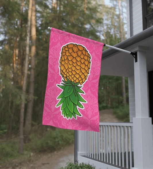 Snyggaste flaggan i sommar. En upp och nervänd Pinapple för swingers.