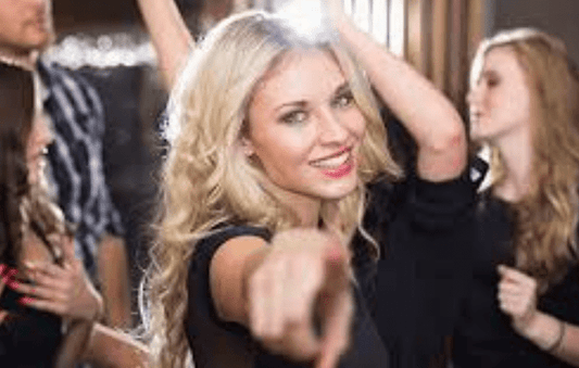 Ska du ut på swingklubb ikväll? Sugen på en swingersfest.