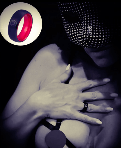 Svart Ring med The Swing - S.O.S