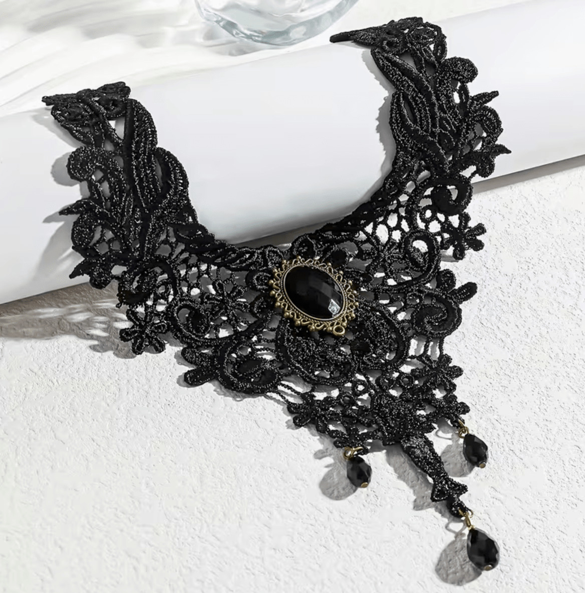Gotisk Chokerhalsband i svarts spets - S.O.S