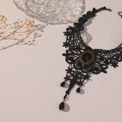 Gotisk Chokerhalsband i svarts spets